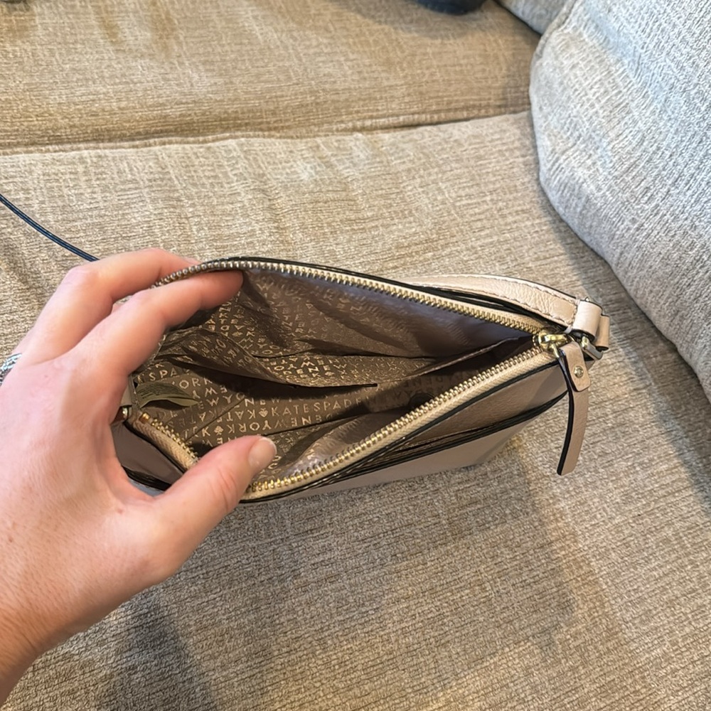Kate Spade Beige Crossbody Bag - Picture 4 of 8